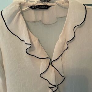 Zara Cream Ruffled Long Sleeve Blouse